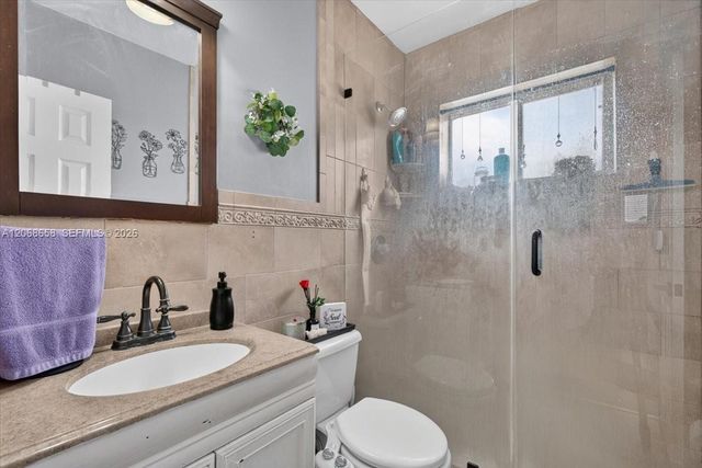 121 E 36th Street, Hialeah, FL 33013