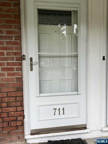 711 Washington Drive, Ramsey, NJ 07446