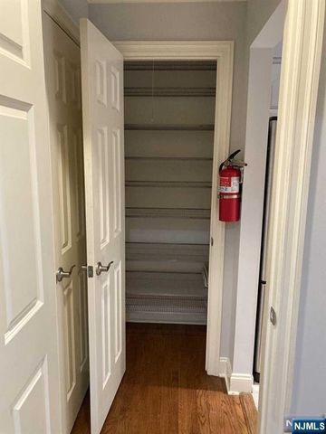 711 Washington Drive, Ramsey, NJ 07446