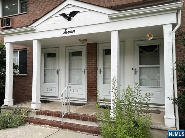 711 Washington Drive, Ramsey, NJ 07446