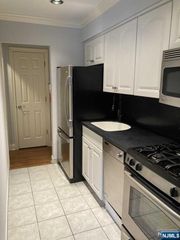 711 Washington Drive, Ramsey, NJ 07446