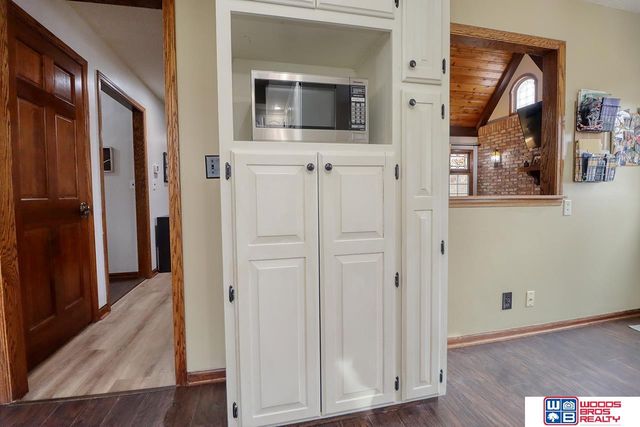 2720 S 75th Street, Lincoln, NE 68506