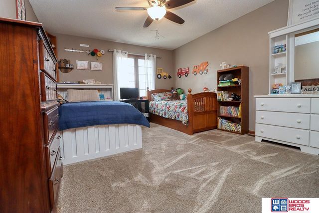 2720 S 75th Street, Lincoln, NE 68506