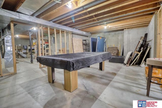 2720 S 75th Street, Lincoln, NE 68506