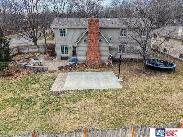 2720 S 75th Street, Lincoln, NE 68506