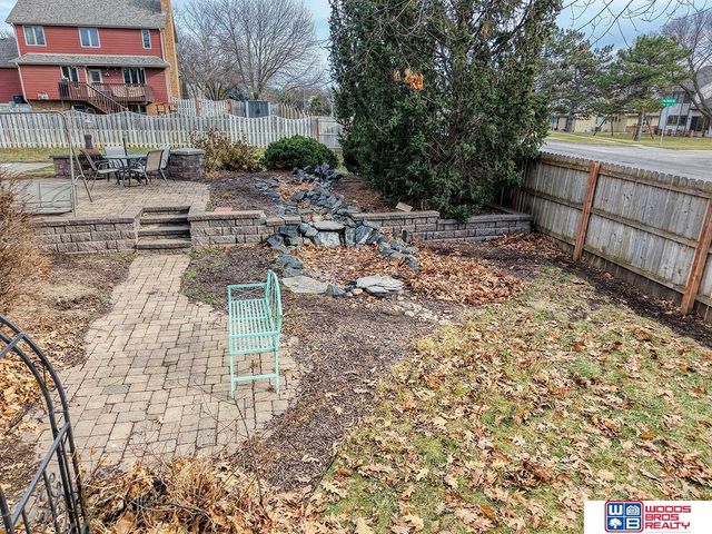 2720 S 75th Street, Lincoln, NE 68506