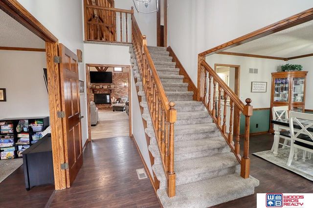 2720 S 75th Street, Lincoln, NE 68506