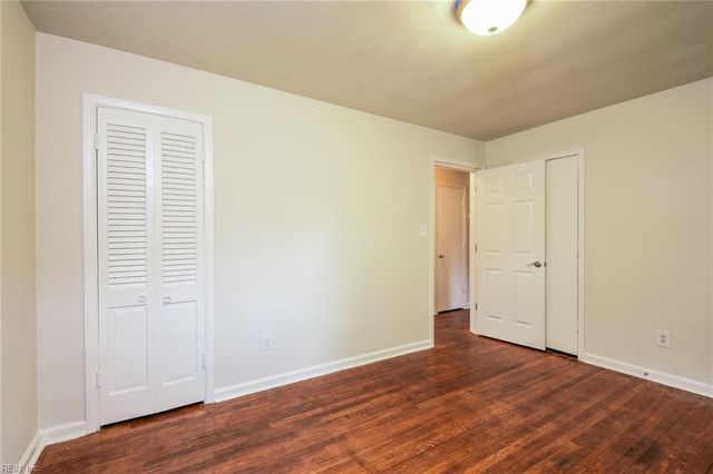 225 Thomas Nelson LN, Williamsburg, VA 23185