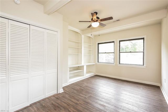 225 Thomas Nelson LN, Williamsburg, VA 23185