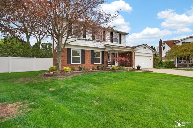 2105 Vernon Court, Trenton, MI 48183