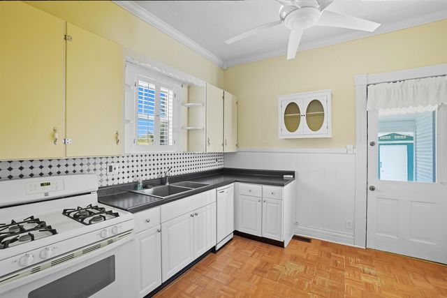 231 W Elm Street, Washington Court House, OH 43160