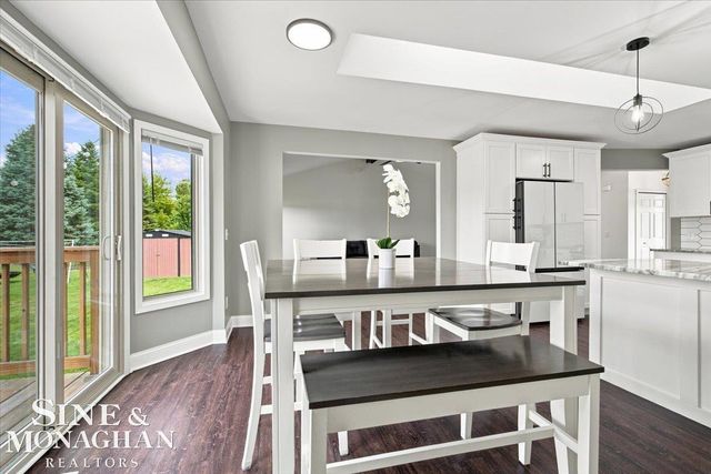 574 Kelli Avenue, Marysville, MI 48040