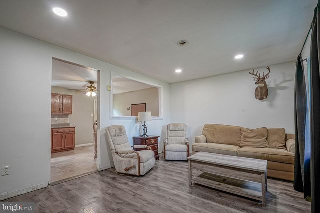 226 VINEYARD RD, Atco, NJ 08004