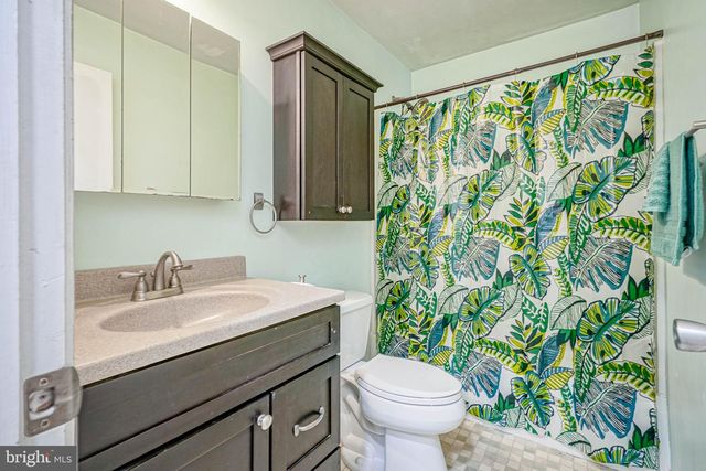 226 VINEYARD RD, Atco, NJ 08004