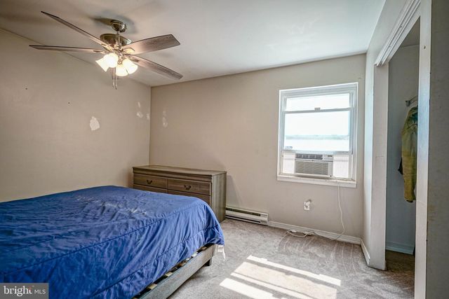 226 VINEYARD RD, Atco, NJ 08004