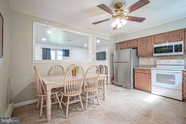 226 VINEYARD RD, Atco, NJ 08004
