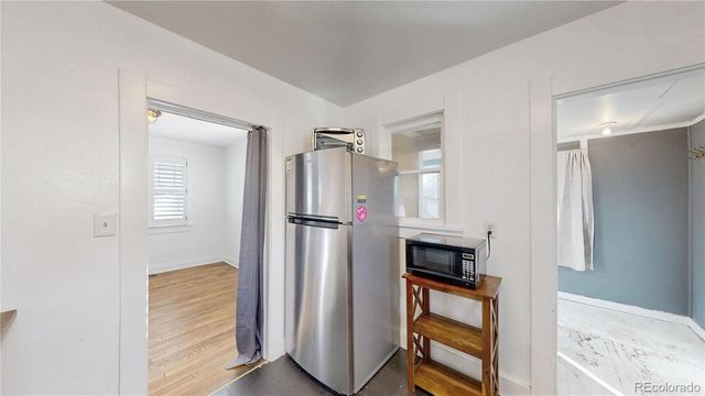 6090 W 10th Avenue, Lakewood, CO 80214