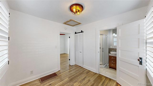 6090 W 10th Avenue, Lakewood, CO 80214