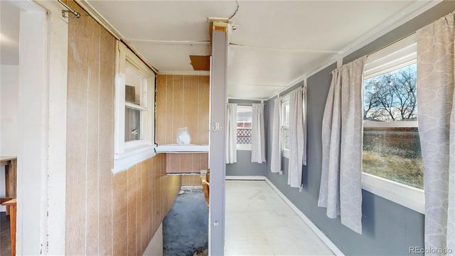 6090 W 10th Avenue, Lakewood, CO 80214