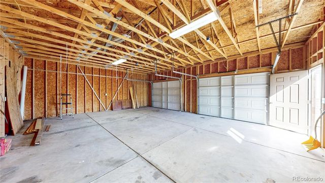 6090 W 10th Avenue, Lakewood, CO 80214