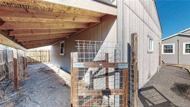 6090 W 10th Avenue, Lakewood, CO 80214