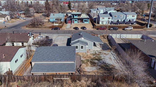 6090 W 10th Avenue, Lakewood, CO 80214