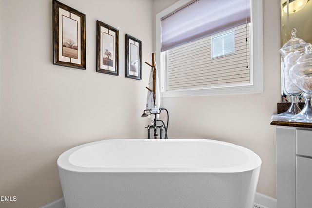 701 Royal Tower Way, Cary, NC 27513