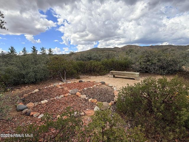 1675 N Ark Landing, Dewey, AZ 86327
