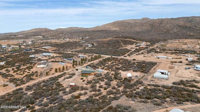 1675 N Ark Landing, Dewey, AZ 86327