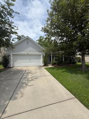 522 Mountain Laurel Circle, Goose Creek, SC 29445