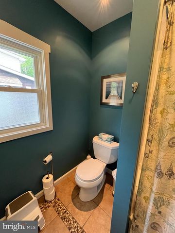 346 ALBANY AVE, Barrington, NJ 08007