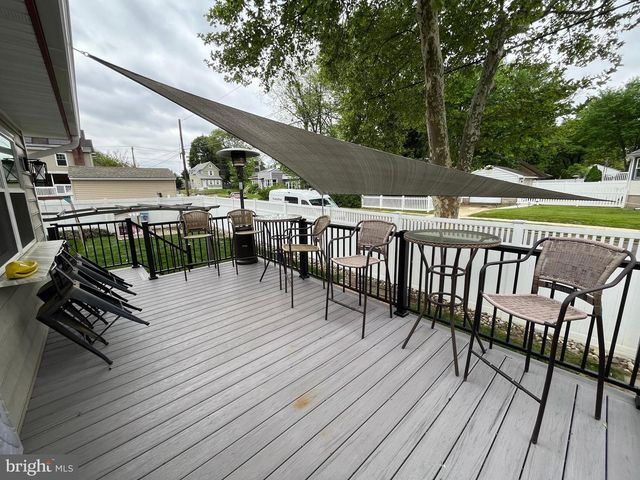 346 ALBANY AVE, Barrington, NJ 08007