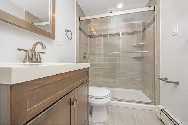 30 Crestwood Boulevard, Farmingdale, NY 11735