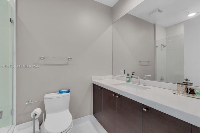 900 Brickell Key Blvd 2904, Miami, FL 33131