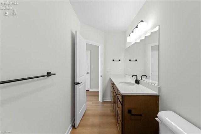 453 Harbor Lane, Lorain, OH 44052