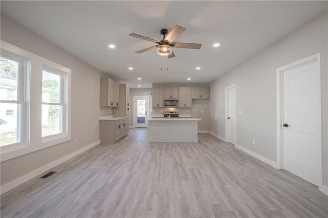 929 E Whitner Street, Anderson, SC 29624