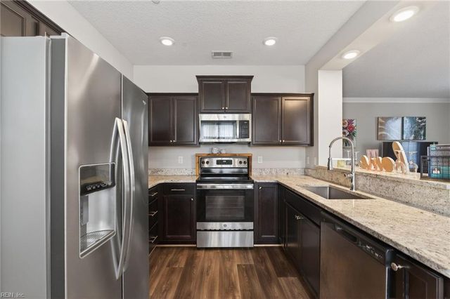 601 Kathy Ann WAY, Carrollton, VA 23314