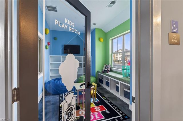 601 Kathy Ann WAY, Carrollton, VA 23314