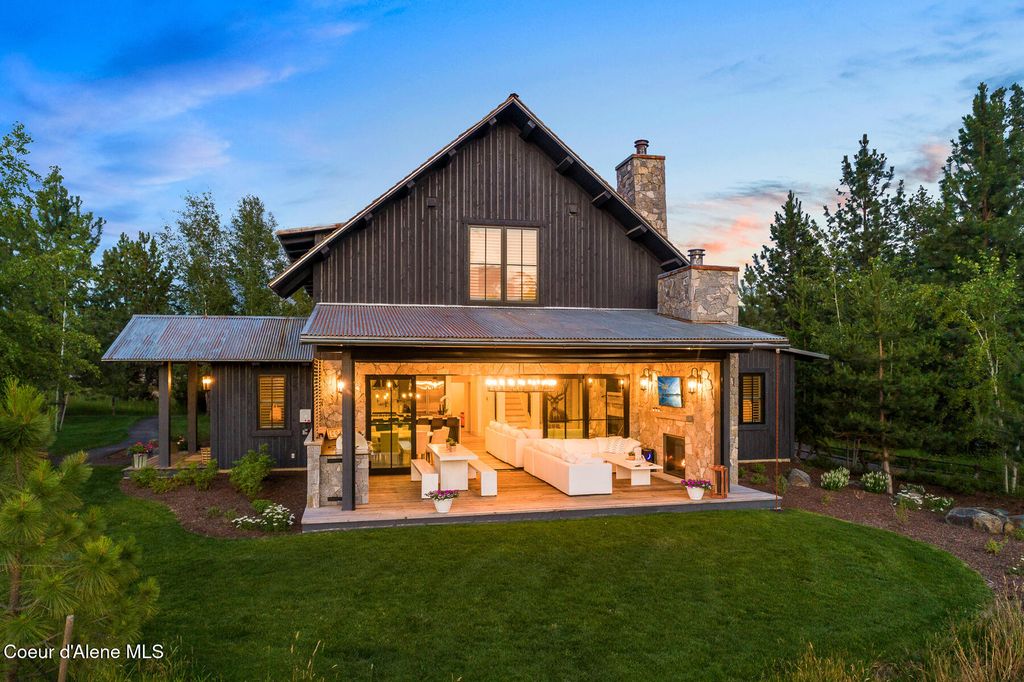 6431 S Settlers Pond CT, Harrison, ID 83833