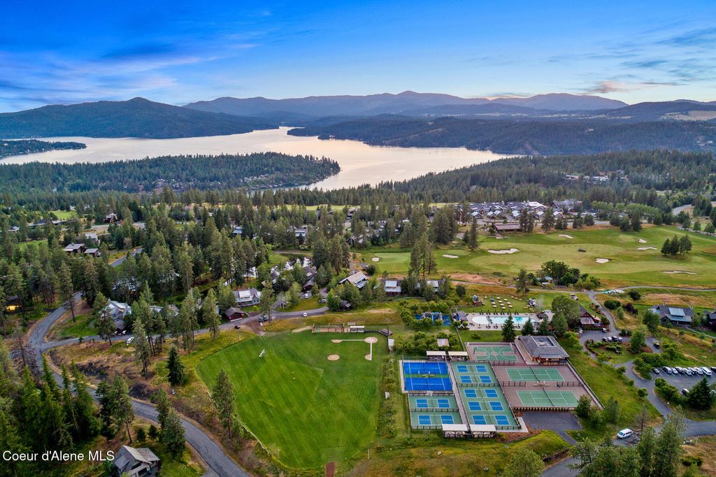 6431 S Settlers Pond CT, Harrison, ID 83833 photo 11