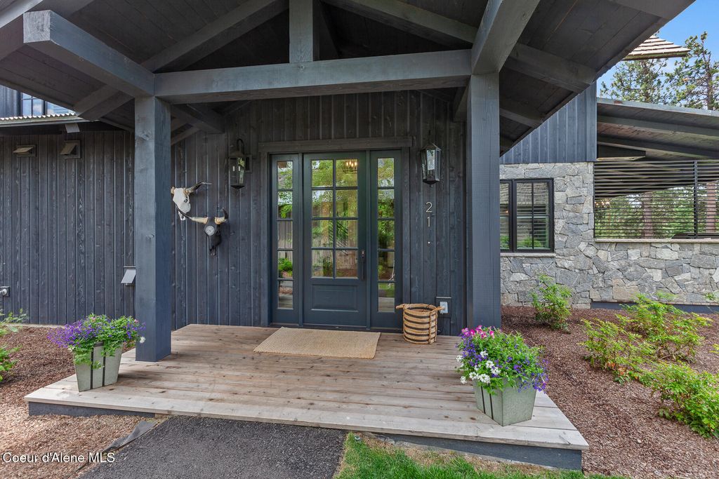 6431 S Settlers Pond CT, Harrison, ID 83833 photo 14