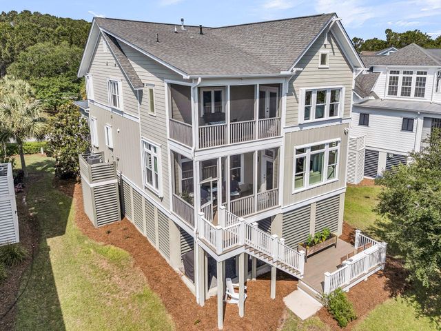 2072 Amenity Park Drive, Mount Pleasant, SC 29466