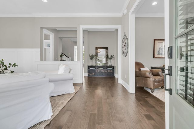 2072 Amenity Park Drive, Mount Pleasant, SC 29466