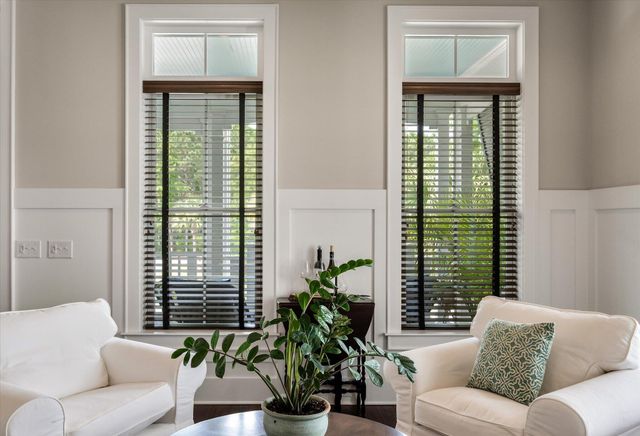 2072 Amenity Park Drive, Mount Pleasant, SC 29466