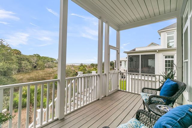 2072 Amenity Park Drive, Mount Pleasant, SC 29466