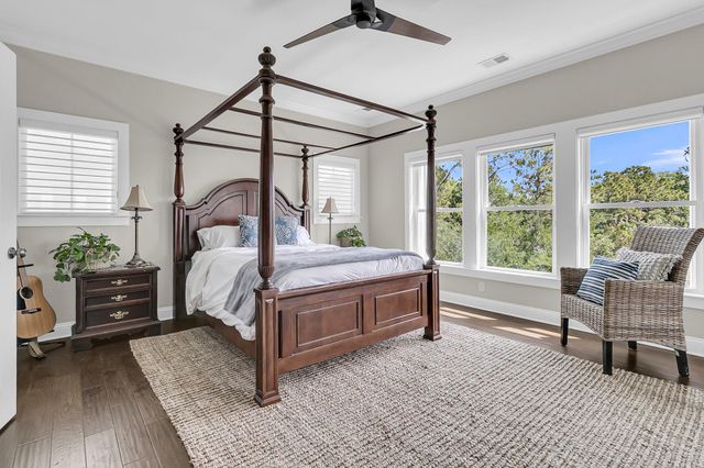 2072 Amenity Park Drive, Mount Pleasant, SC 29466