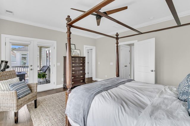 2072 Amenity Park Drive, Mount Pleasant, SC 29466