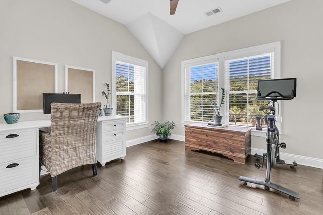 2072 Amenity Park Drive, Mount Pleasant, SC 29466