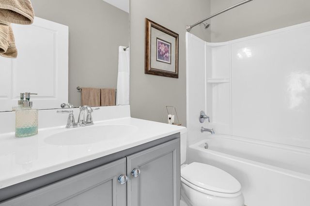2072 Amenity Park Drive, Mount Pleasant, SC 29466