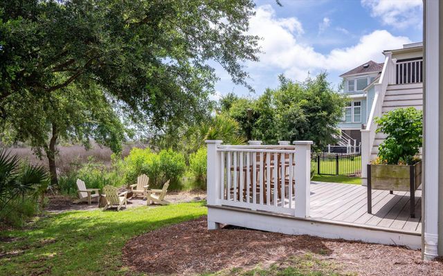 2072 Amenity Park Drive, Mount Pleasant, SC 29466